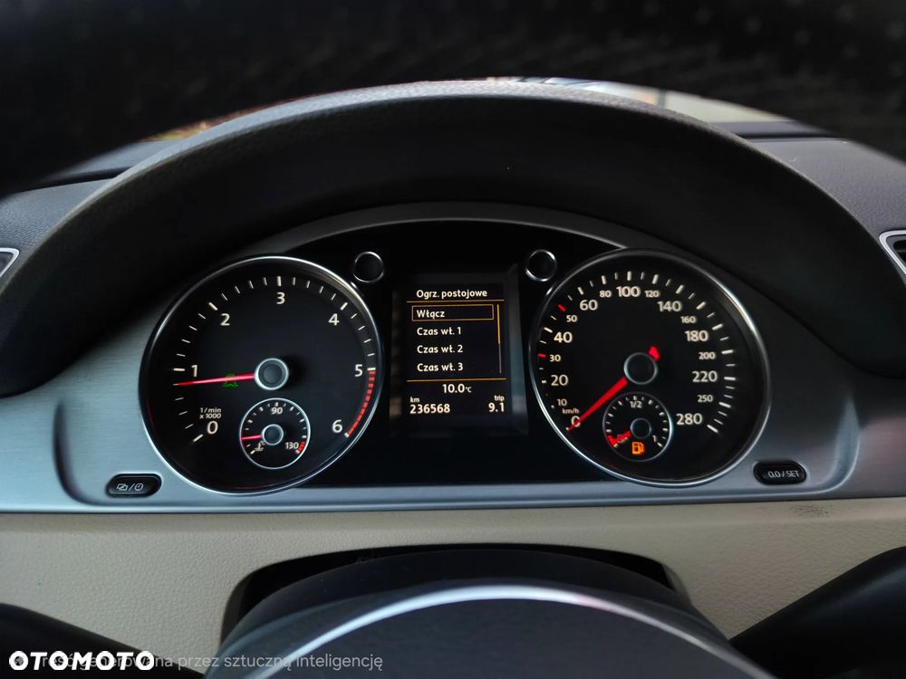 Volkswagen CC 2.0 TDI BlueMotion Technology DSG - 24