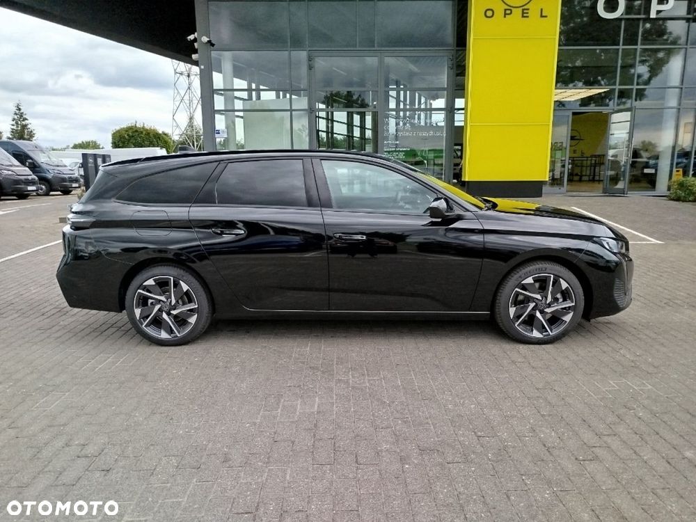 Peugeot 308 - 8