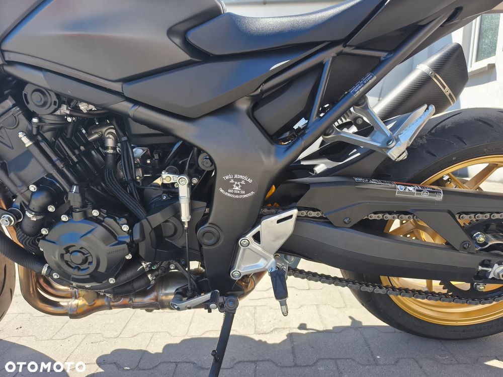Honda CB - 13