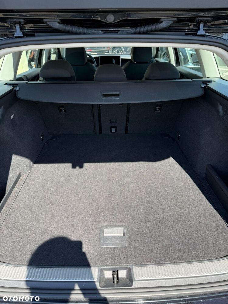 Volkswagen Passat - 31