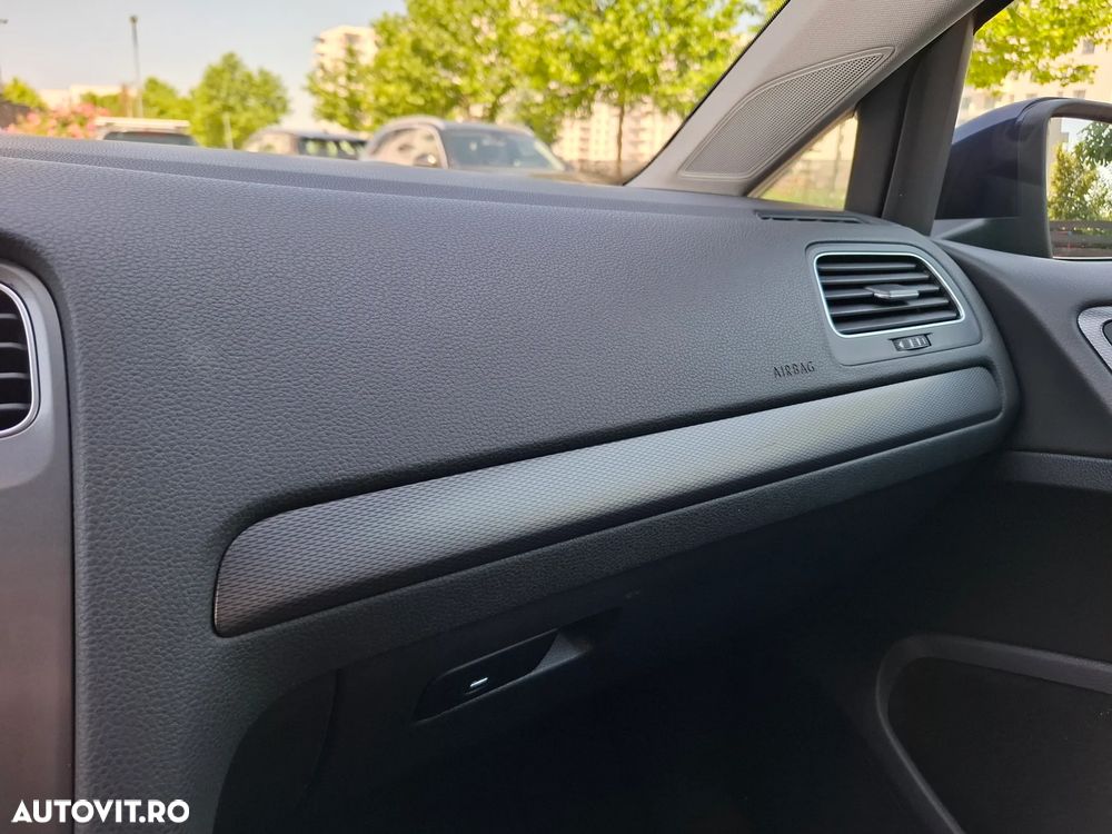 Volkswagen Golf 1.6 TDI DPF BMT Highline - 34