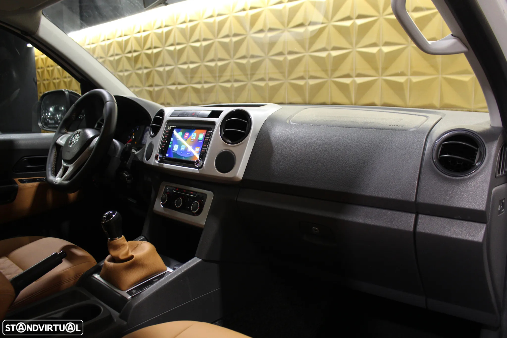 VW Amarok 2.0 TDi CD Extra AC Plus CM 4Motion - 18