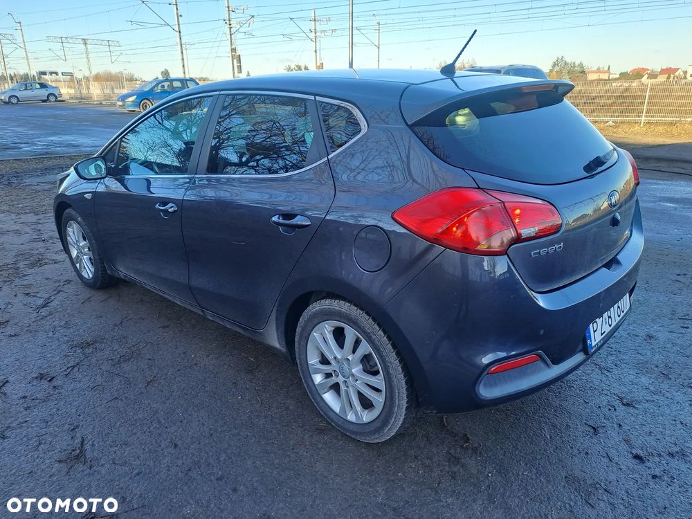 Kia Ceed 1.6 CRDi M - 7