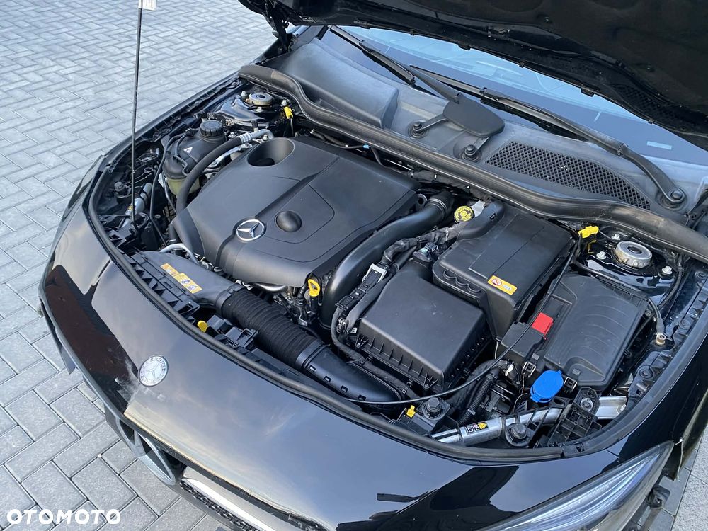 Mercedes-Benz CLA 220 CDI 7G-DCT AMG Line - 28