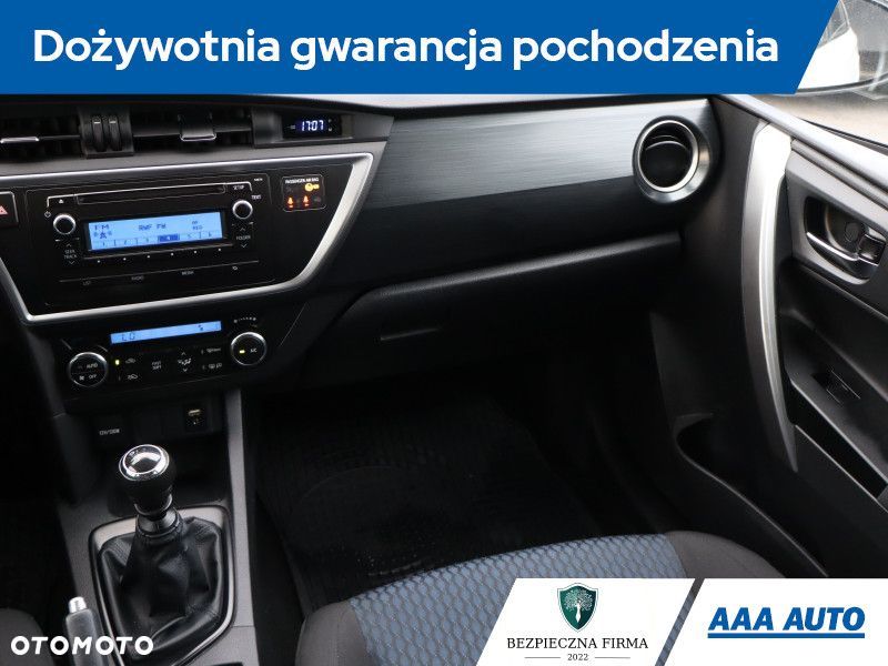 Toyota Auris - 9