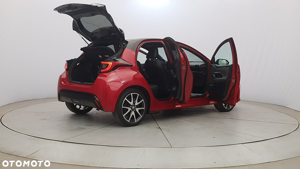 Toyota Yaris - 12