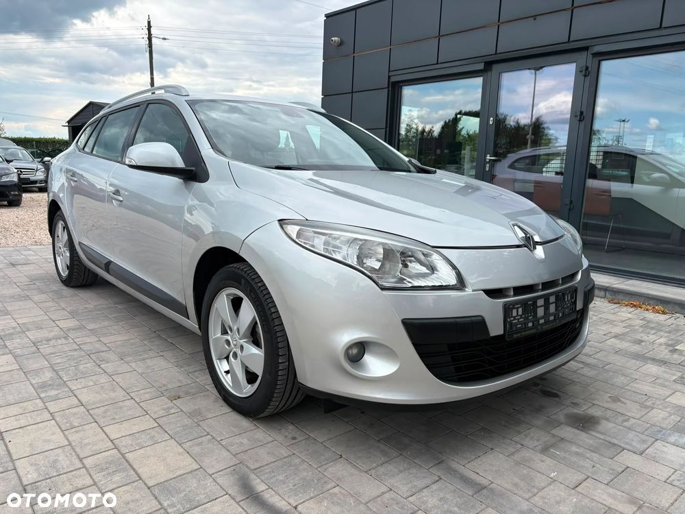 Renault Megane 1.6 16V 110 LIMITED - 1