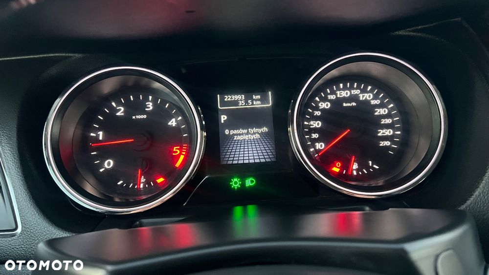 Renault Latitude 2.0 dCi Initiale - 29