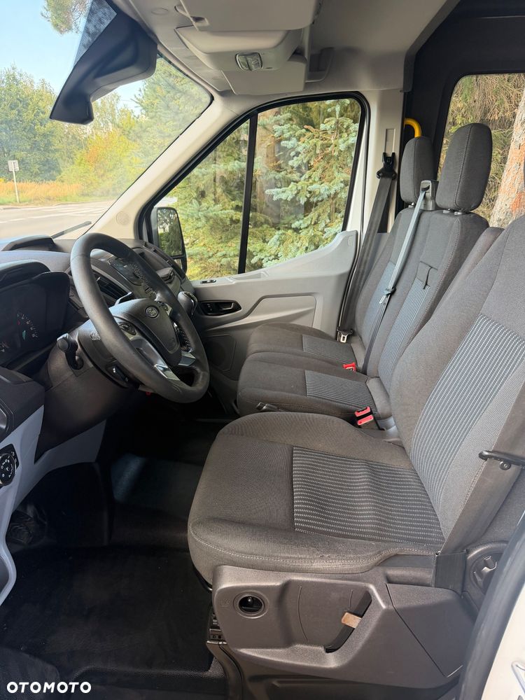 Ford Transit - 8
