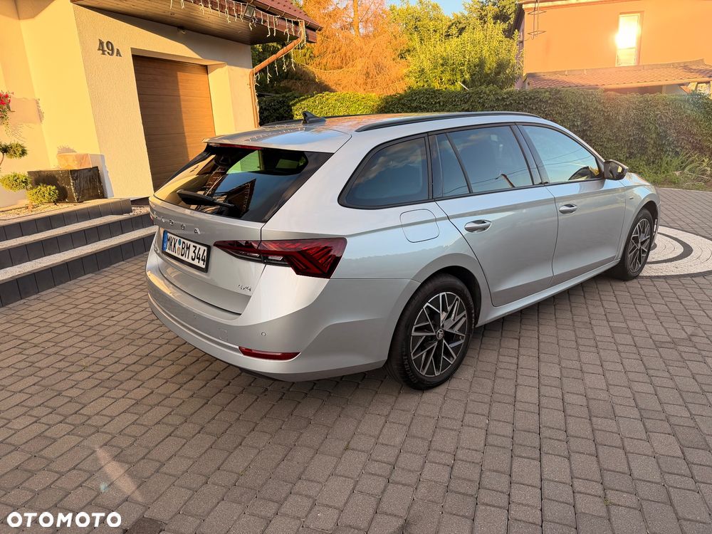 Skoda Octavia 2.0 TDI DSG 4x4 Clever - 5