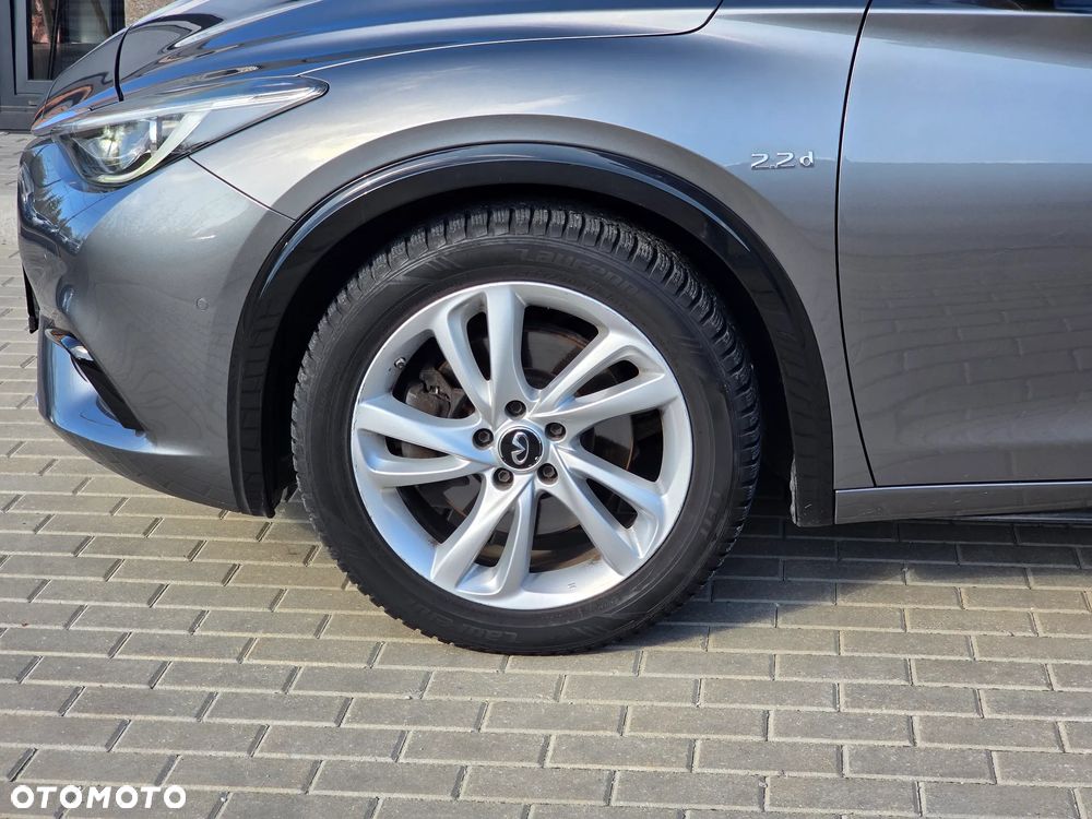 Infiniti Q30 2.2d Premium Tech 7DCT - 15