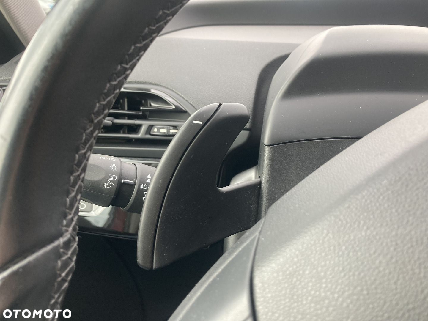 Citroën C4 SpaceTourer 1.5 BlueHDi More Life S&S EAT8 - 14
