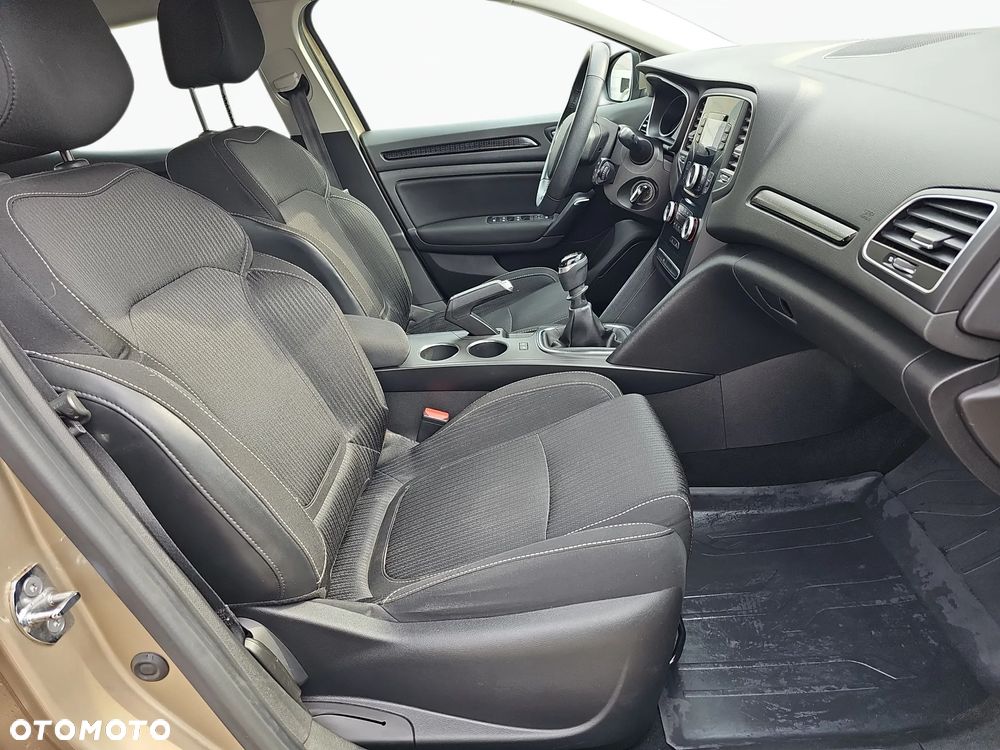 Renault Megane 1.6 SCe Zen - 21