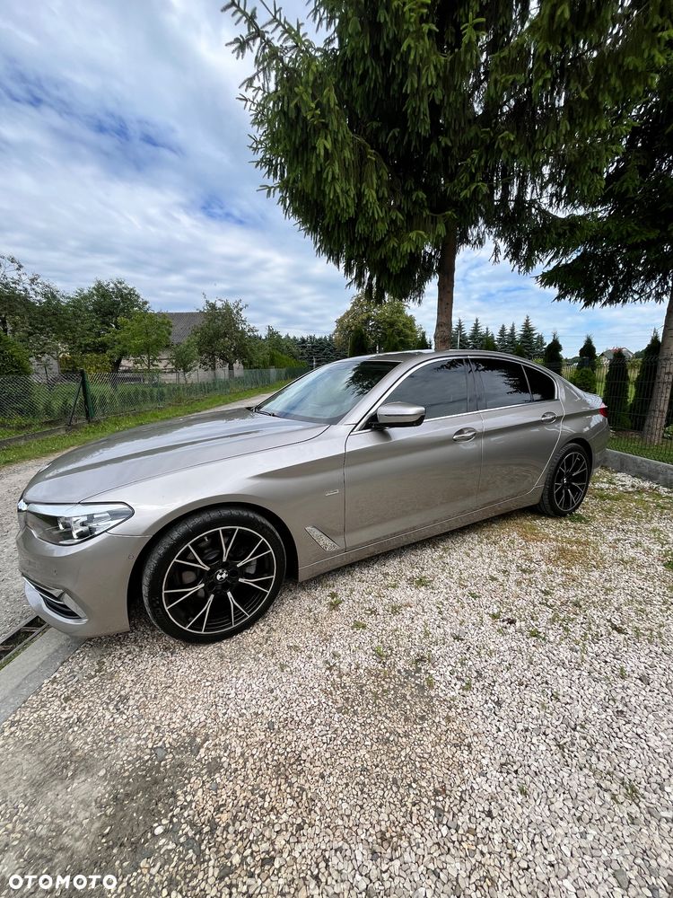 BMW Seria 5 520d Luxury Line - 12