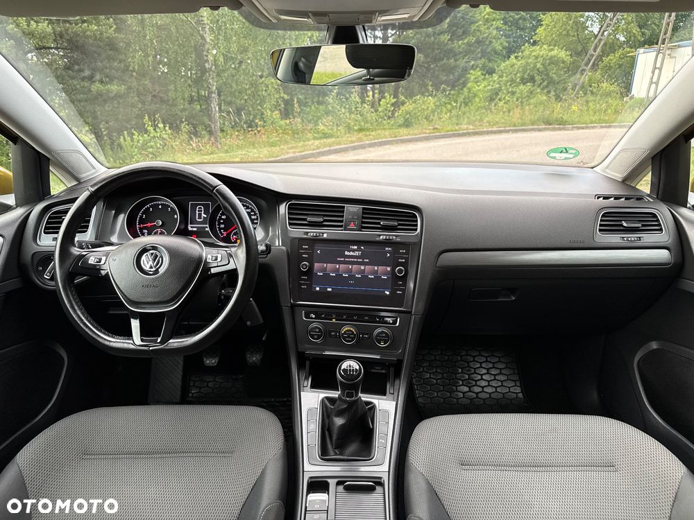 Volkswagen Golf - 14