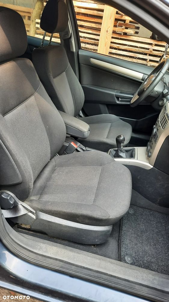 Opel Astra 1.6 111 - 9