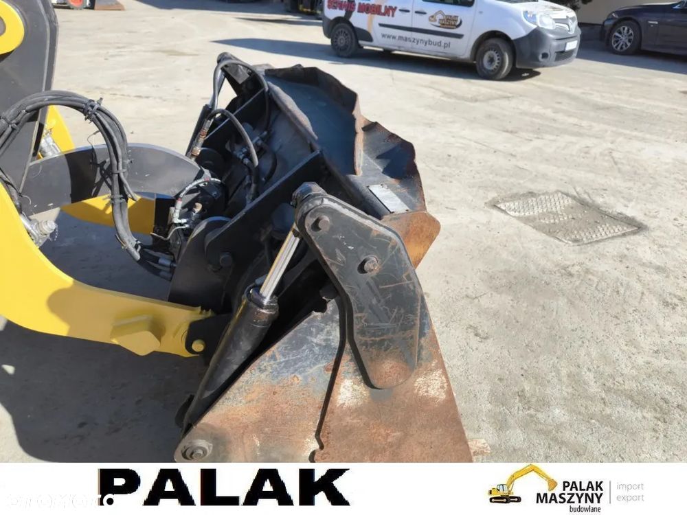 New Holland Ładowarka  NEW HOLLAND  W 80 C , 2015 rok,NOWE OPONY - 15