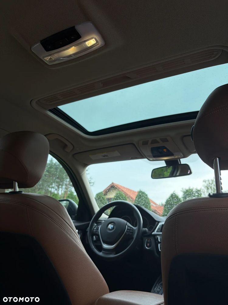 BMW Seria 3 320i xDrive Edition Luxury Line Purity - 11