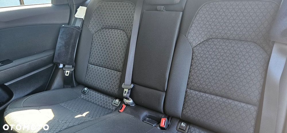 Kia Ceed 1.4 T-GDI M - 14