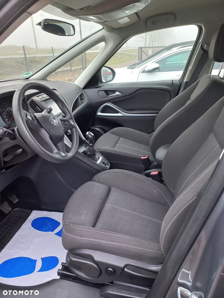 Opel Zafira - 2