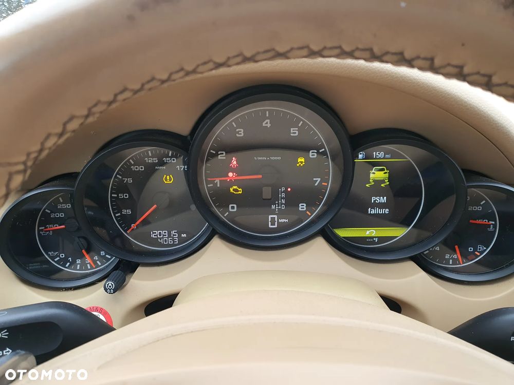 Porsche Cayenne - 9