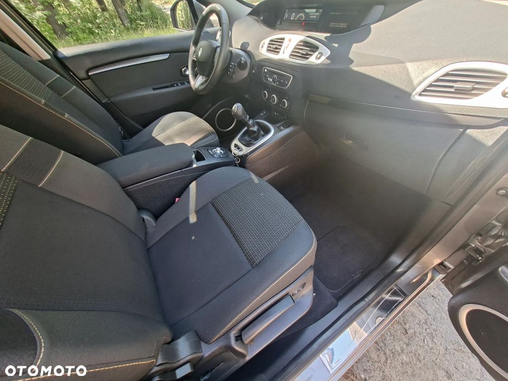 Renault Scenic 1.4 16V TCE Bose Edition - 20