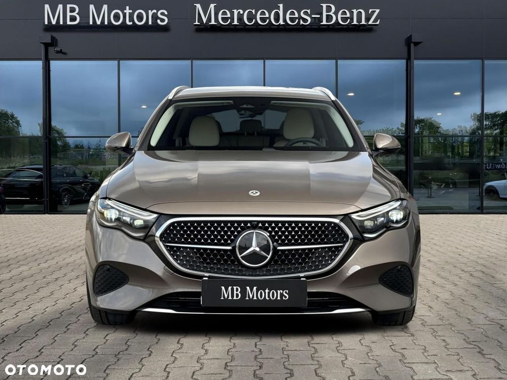 Mercedes-Benz Klasa E - 9