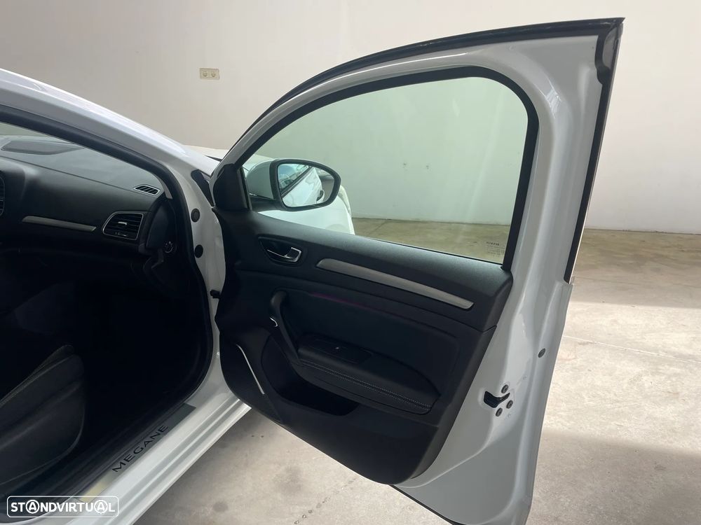 Renault Mégane ENERGY TCe 130 INTENS - 15