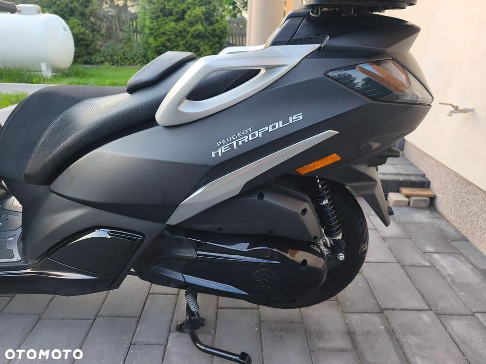 Peugeot Metropolis - 21