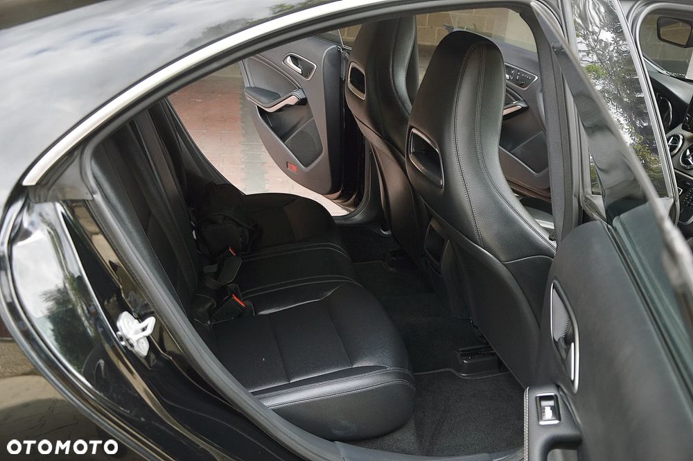 Mercedes-Benz CLA 250 Sport 7G-DCT - 9