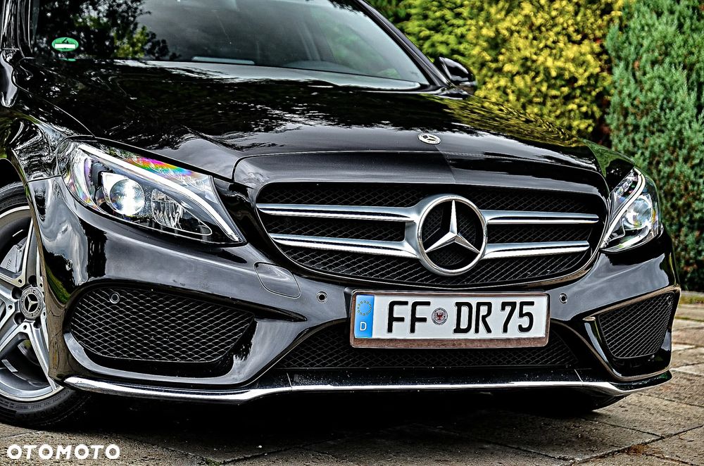 Mercedes-Benz Klasa C 250 7G-TRONIC AMG Line - 12