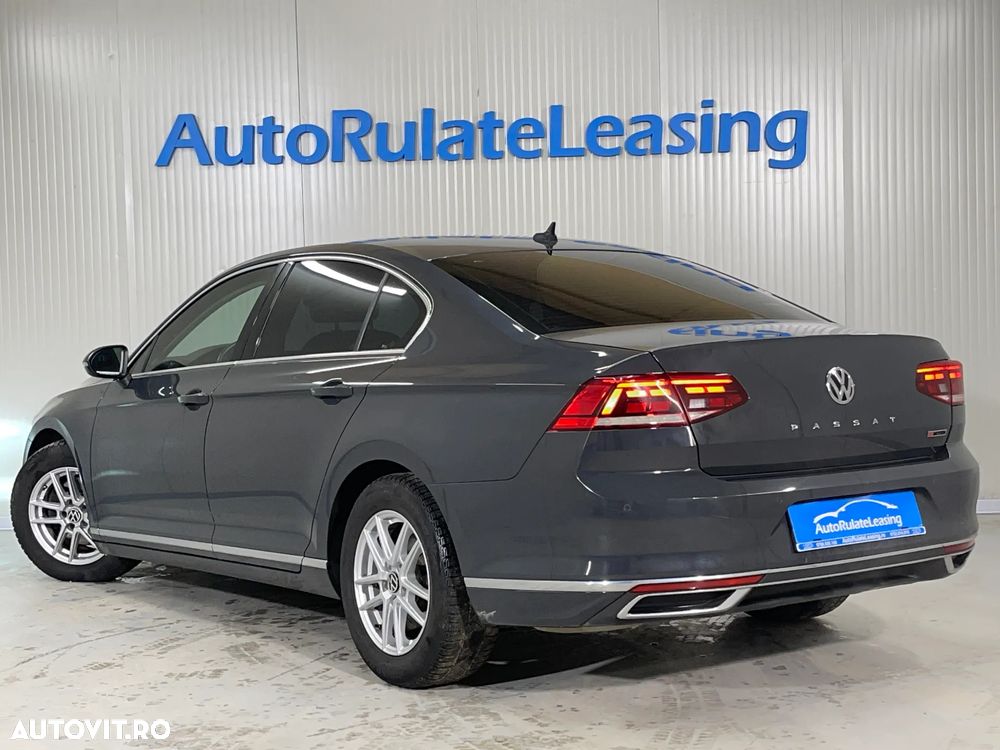 Volkswagen Passat 2.0 TDI SCR 4Mot DSG Highline - 4