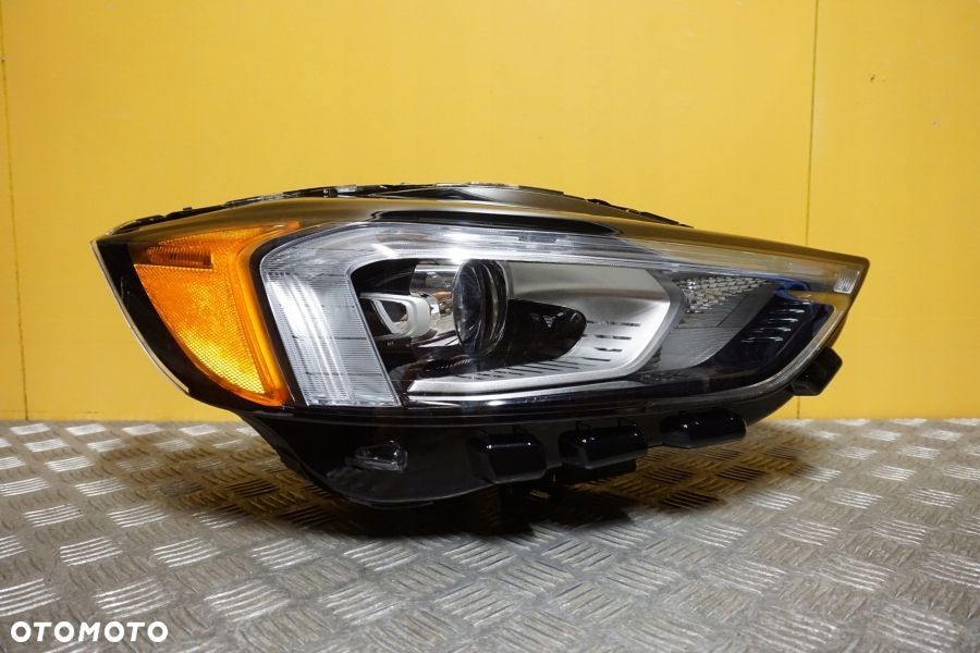 FORD EDGE 2019- REFLEKTOR LAMPA MID LED PRAWA USA - 1