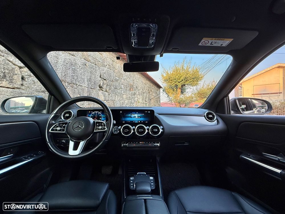 Mercedes-Benz GLA 180 d Progressive - 23