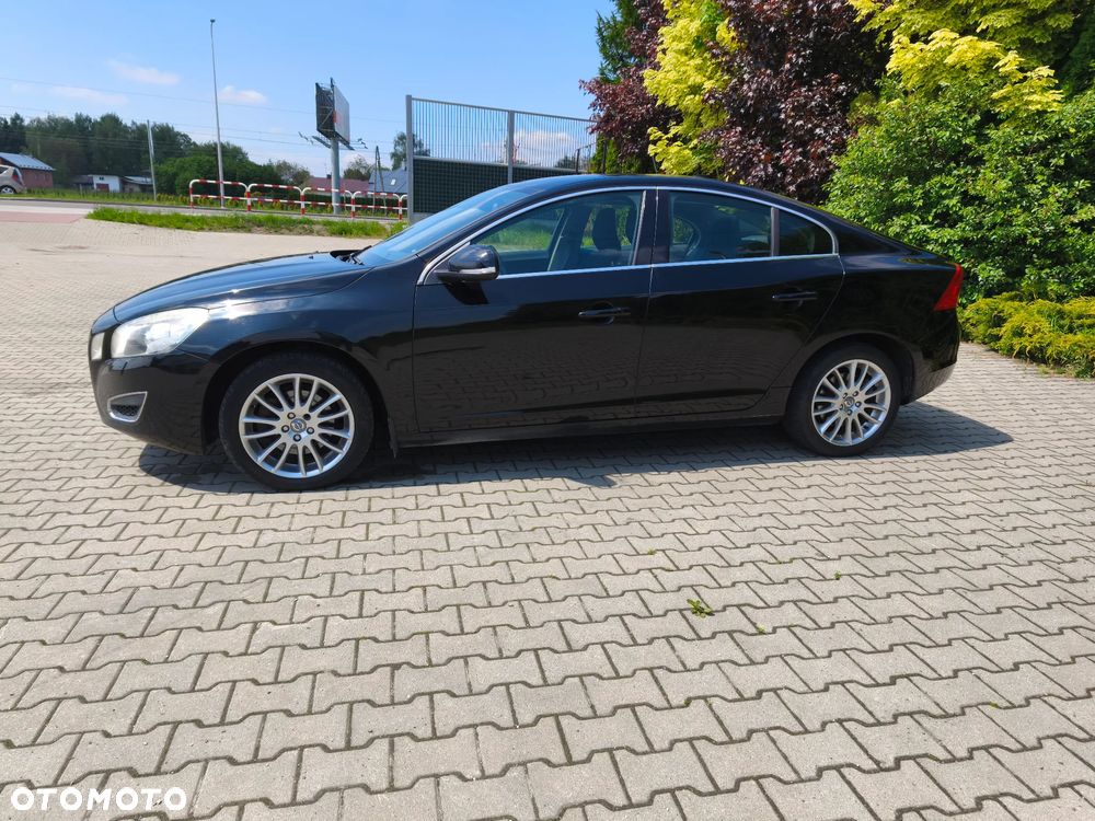 Volvo S60 - 17