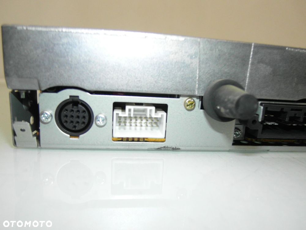 RADIO MITSUBISHI SPACE STAR MZ312720 - 4