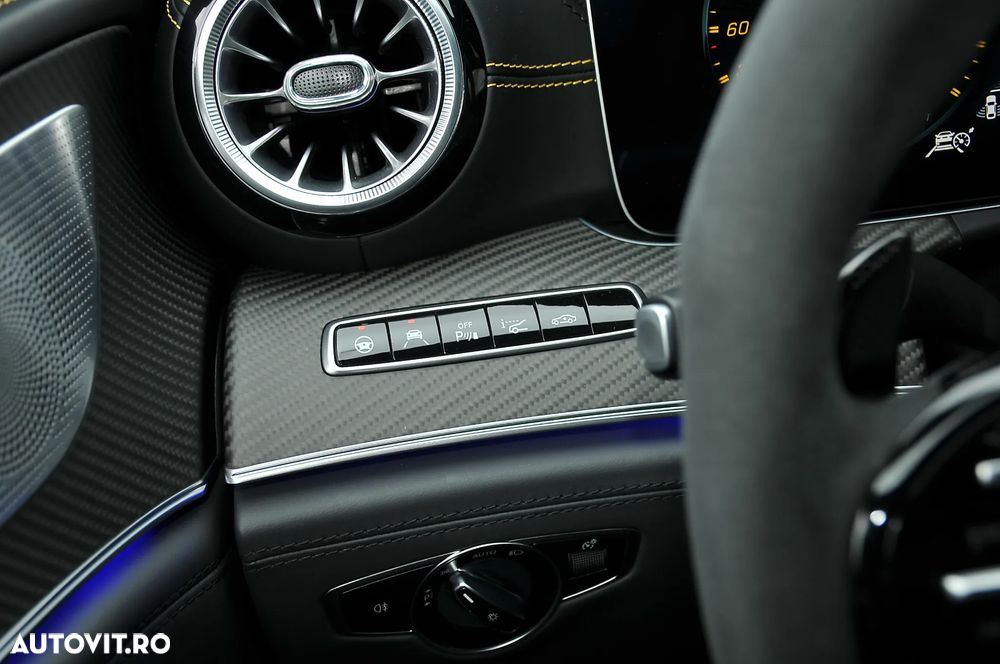 Mercedes-Benz AMG GT 4-door Coupe - 36