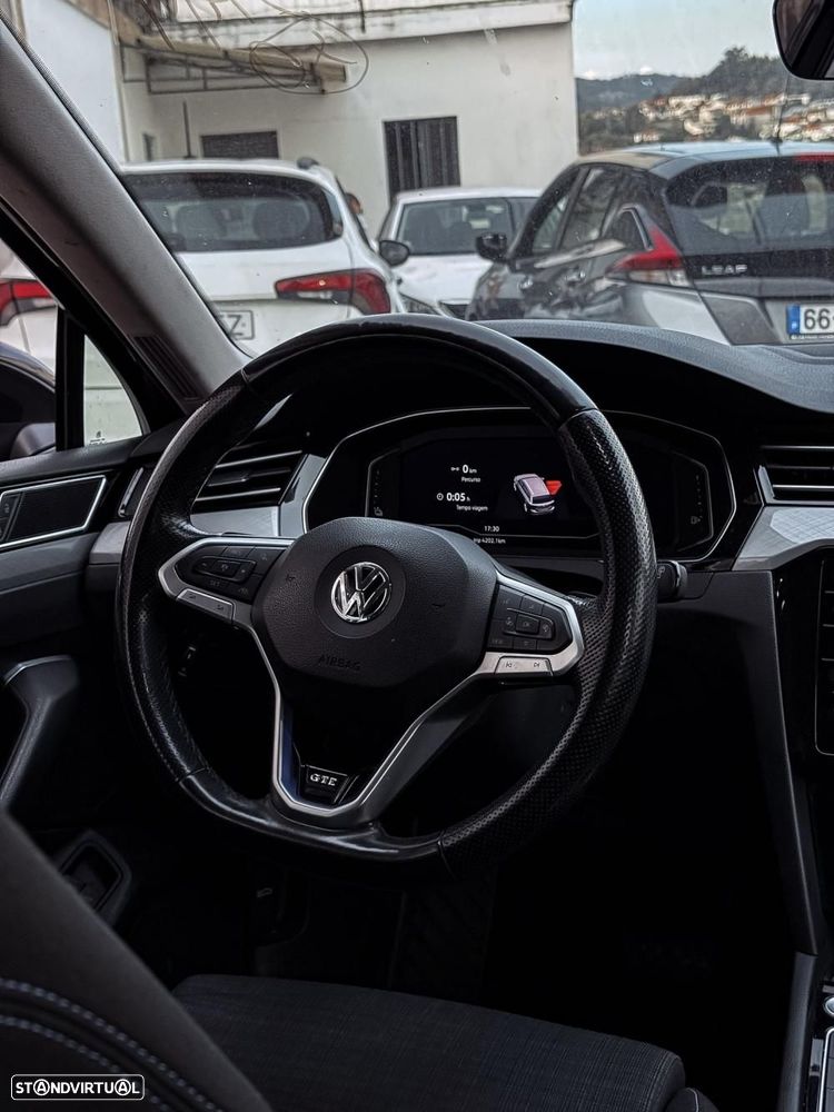 VW Passat Variant - 7