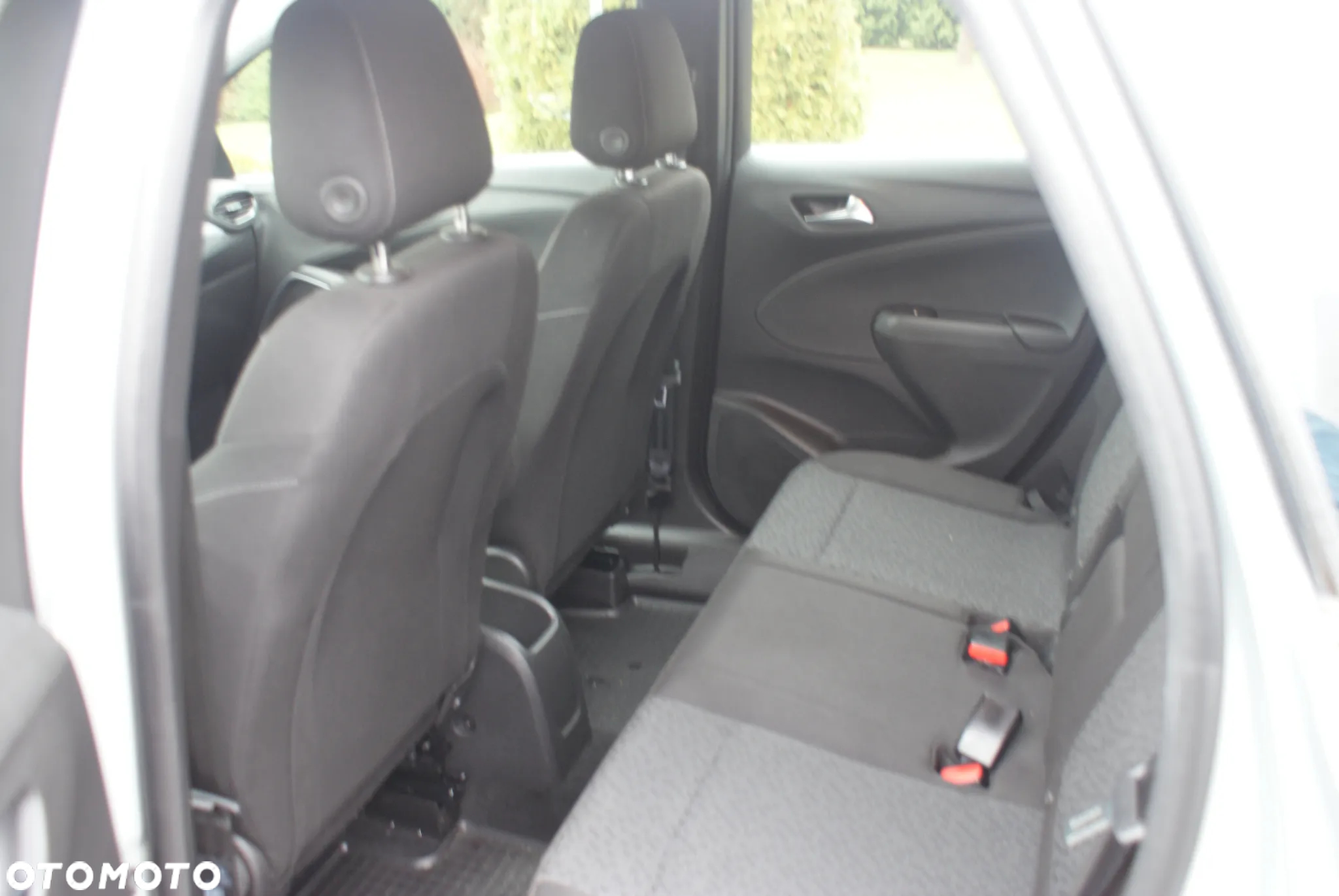 Opel Crossland X - 6