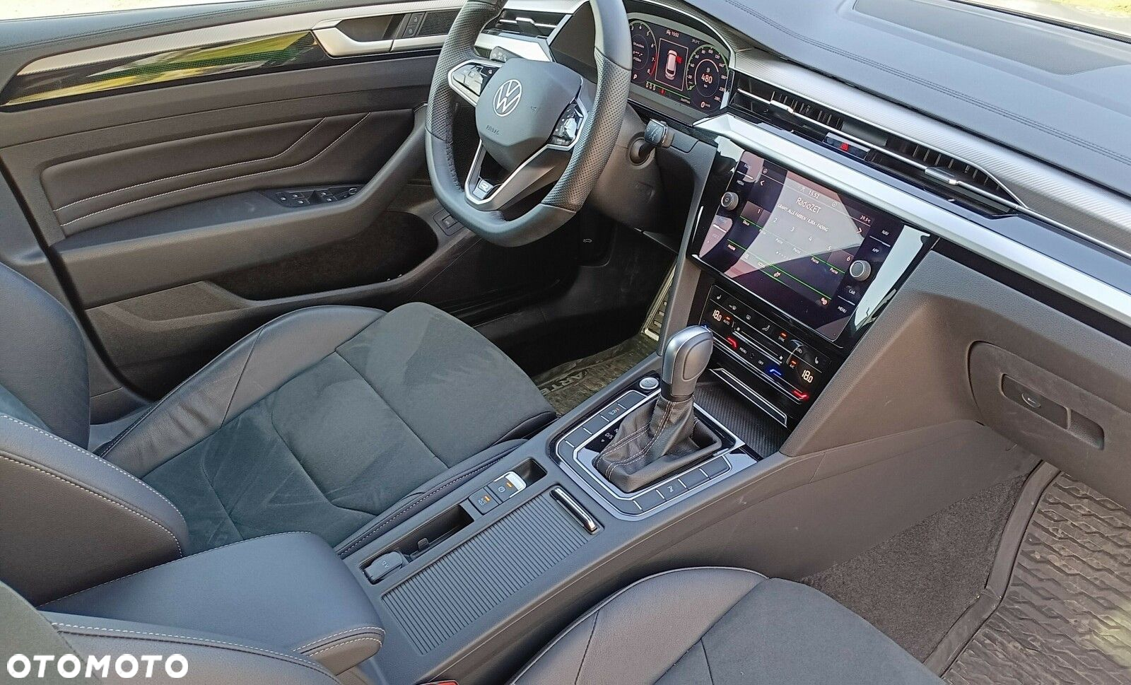 Volkswagen Arteon 2.0 TSI R-Line DSG - 15