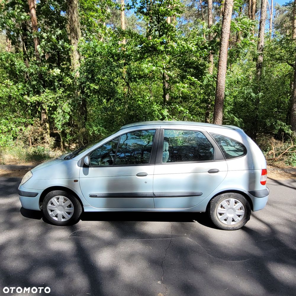 Renault Scenic - 3