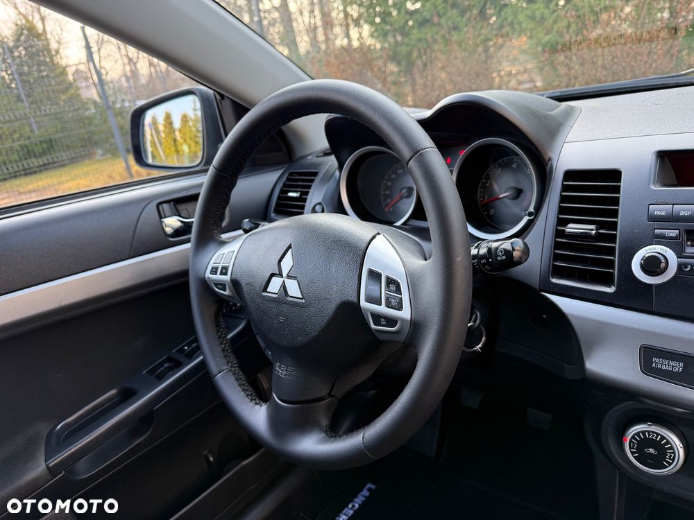 Mitsubishi Lancer 1.8 Intense - 18