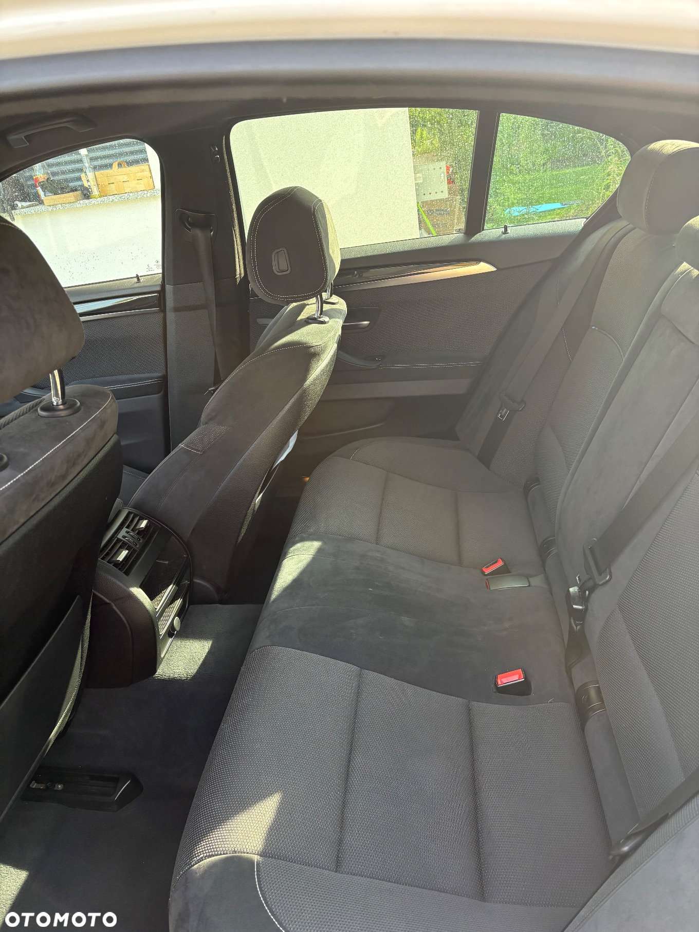 BMW Seria 5 520d xDrive - 18