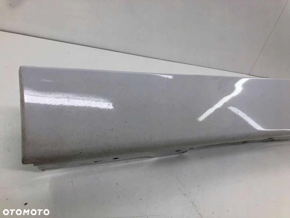 BMW F20 NAKŁADKA LISTWA PROGOWA LEWA A300 - 2