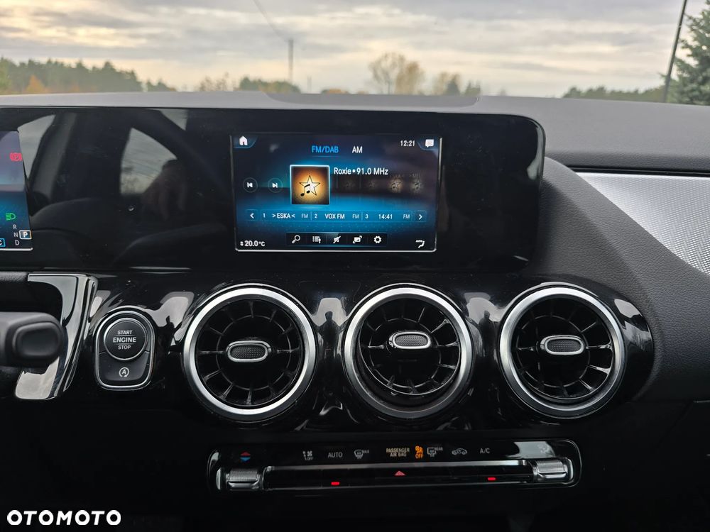 Mercedes-Benz Klasa B 200 Progressive 7G-DCT - 17