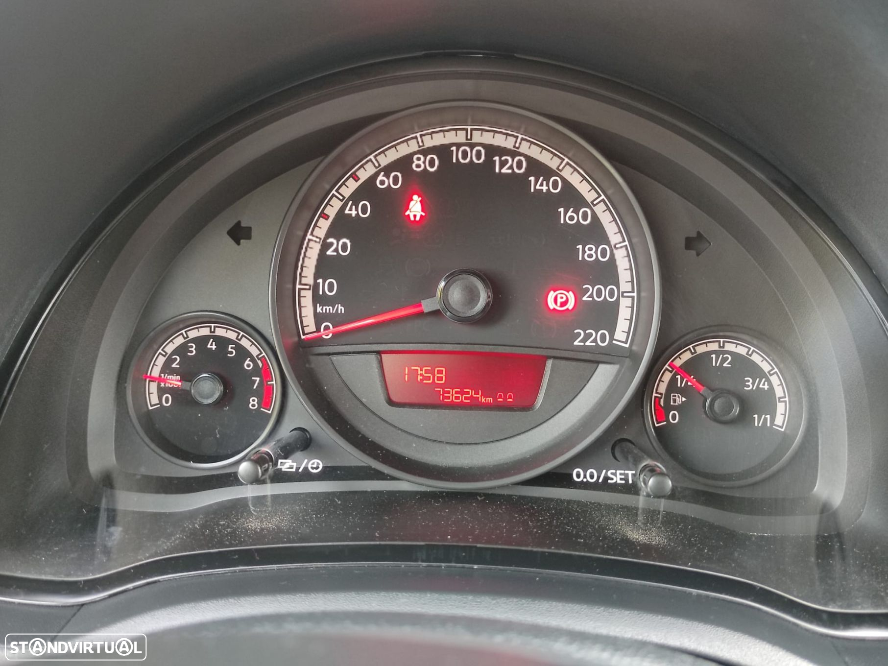 VW Up! - 18
