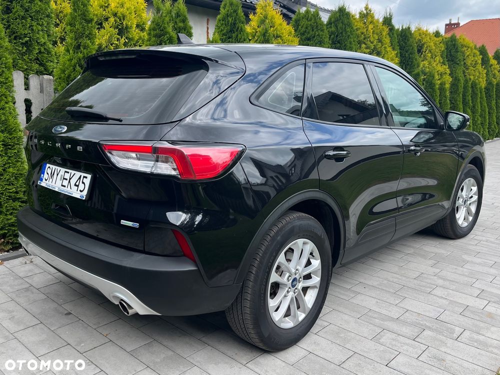 Ford Kuga - 3