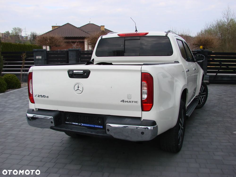 Mercedes-Benz Klasa X - 11