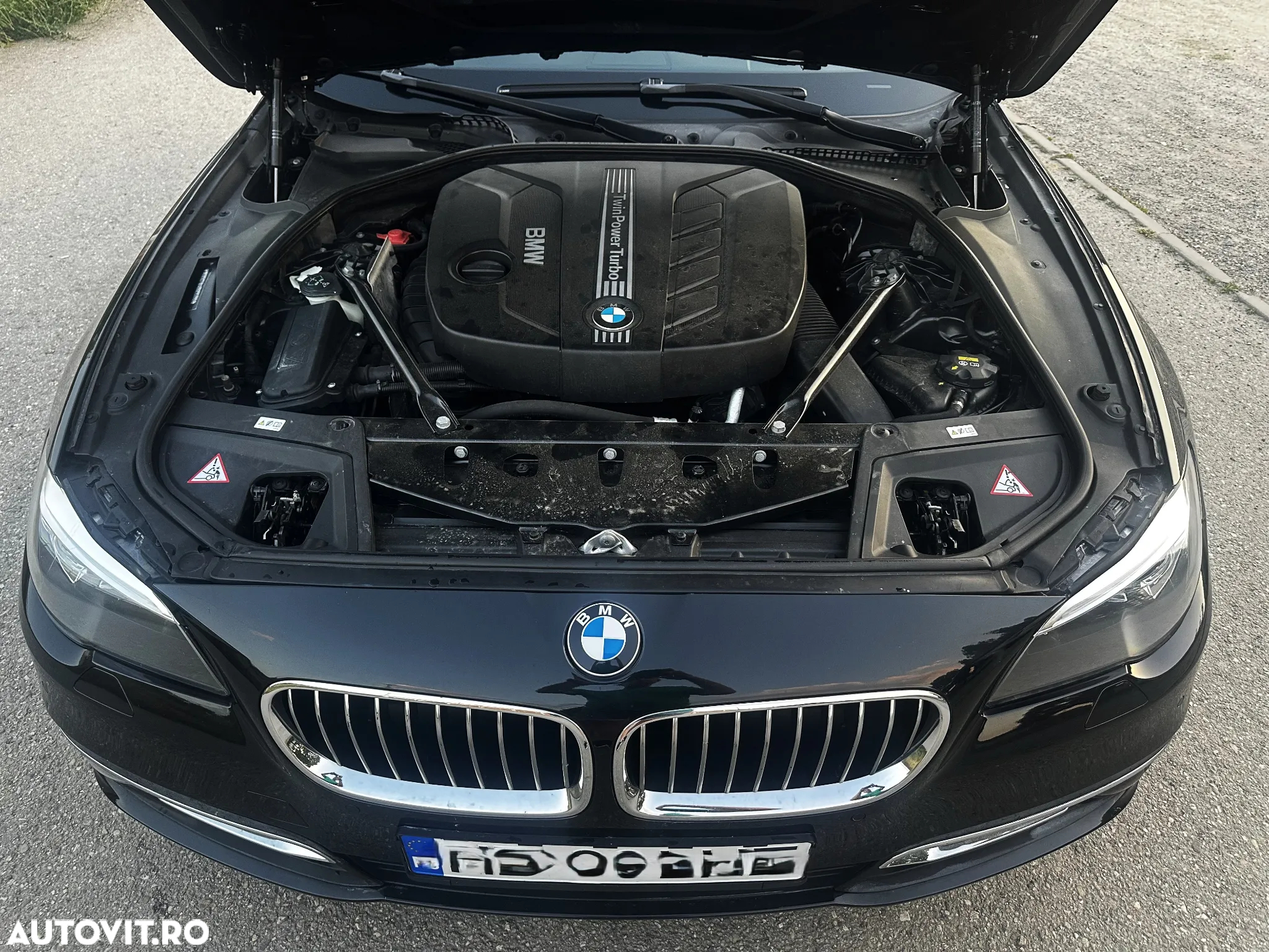 BMW Seria 5 525d Luxury Line - 13