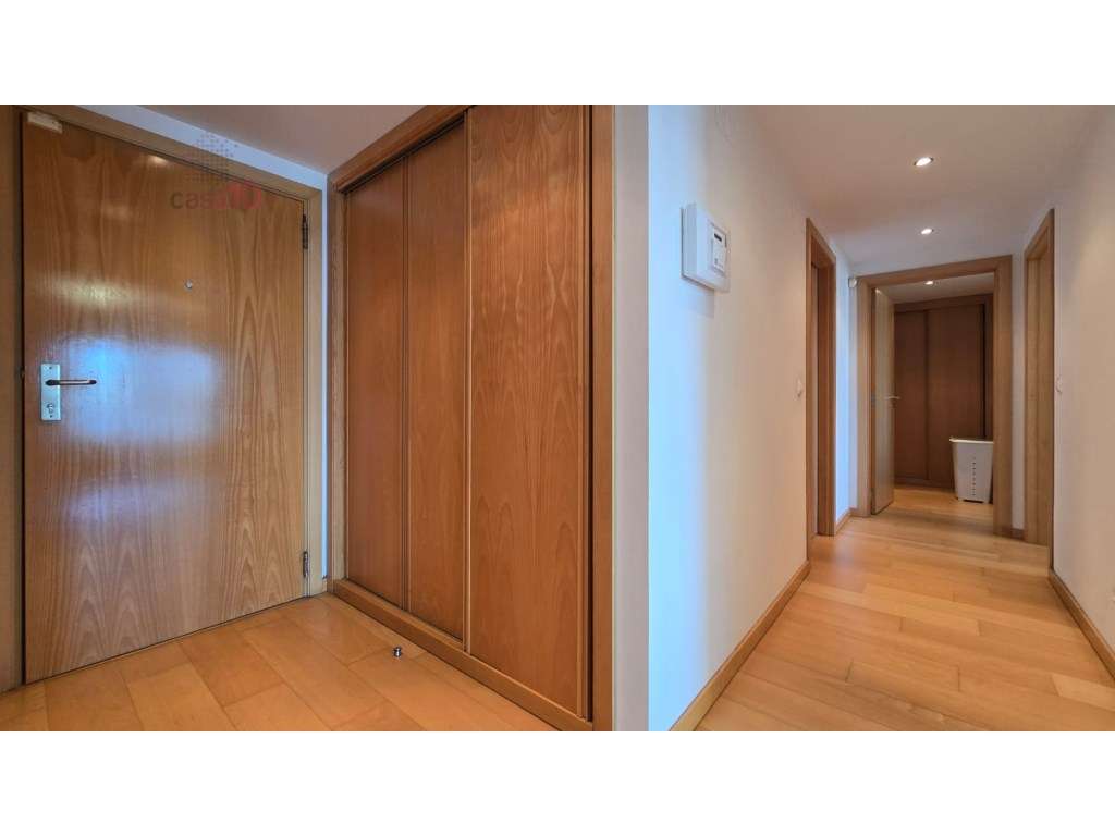 Apartamento T2 vista rio para arrendar no Parque das Nações - Grande imagem: 3/10